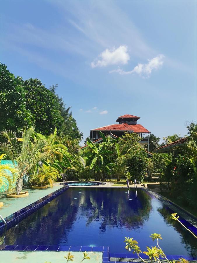 Thambili Cabanas Hikkaduwa Exterior foto