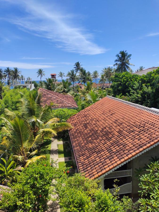 Thambili Cabanas Hikkaduwa Exterior foto
